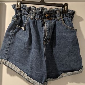 SOLD Vintage inspired Paperbag mom shorts
